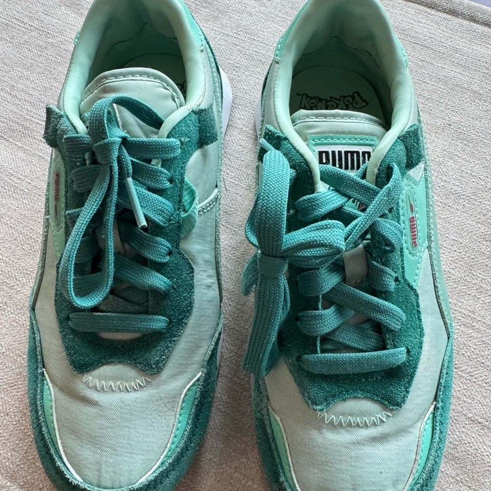 Puma Pokémon Bulbasaur RiderTeal and Aqua Athletic Shoes Sneakers Runners size 4